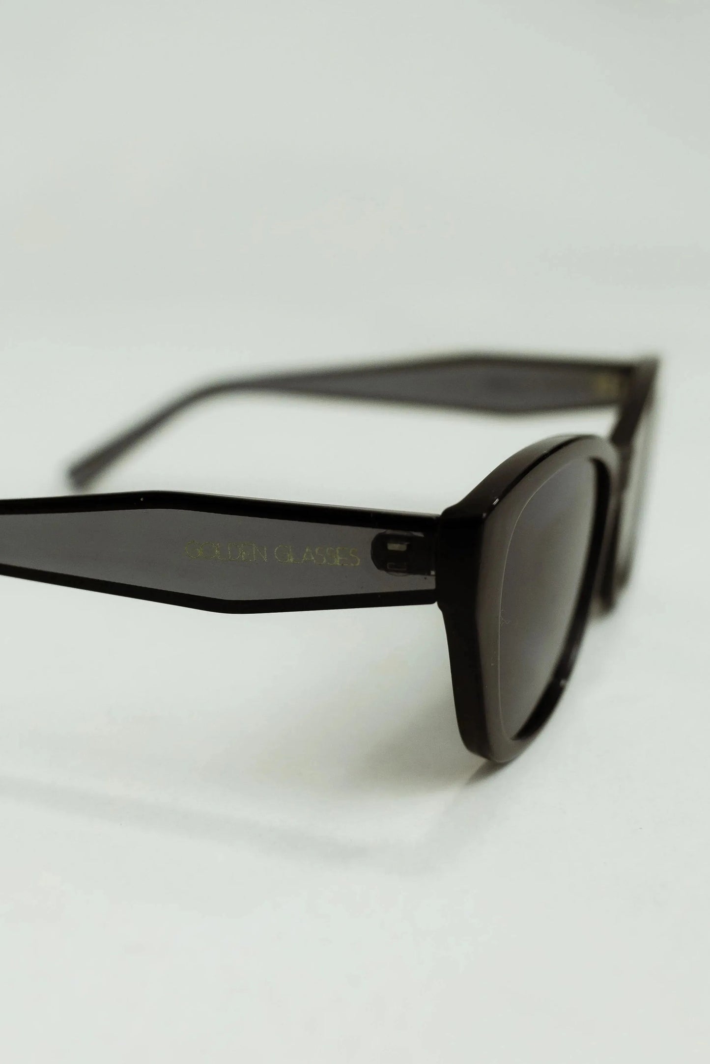 Lunettes de soleil pour femmes Aurora Black