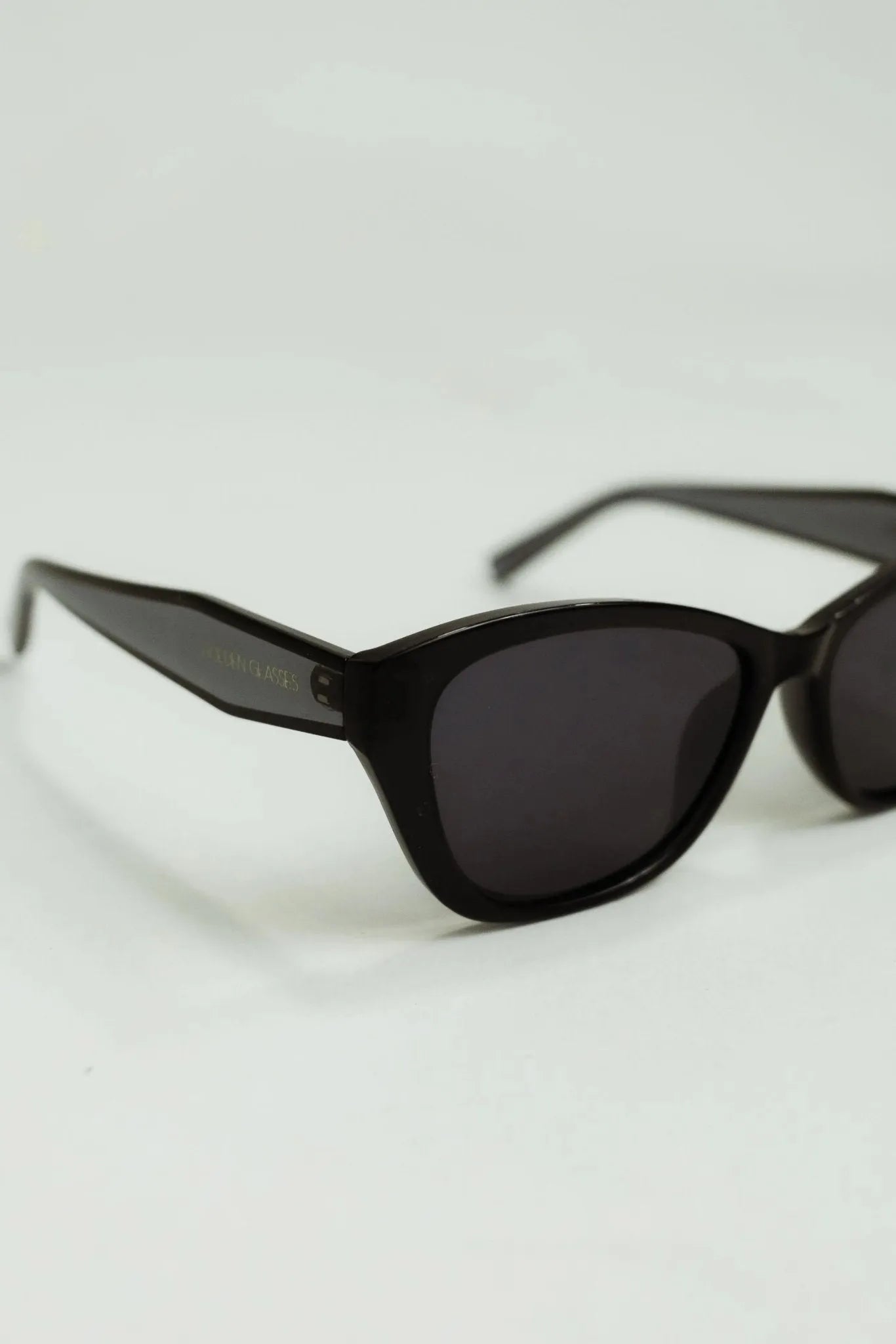 Lunettes de soleil pour femmes Aurora Black