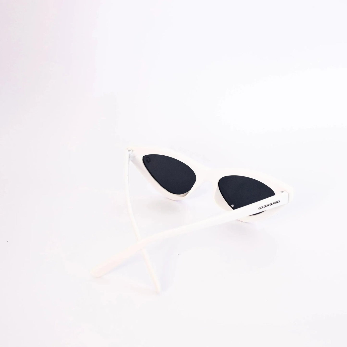 Lunettes de soleil blanches pour femmes en forme d'œil de chat