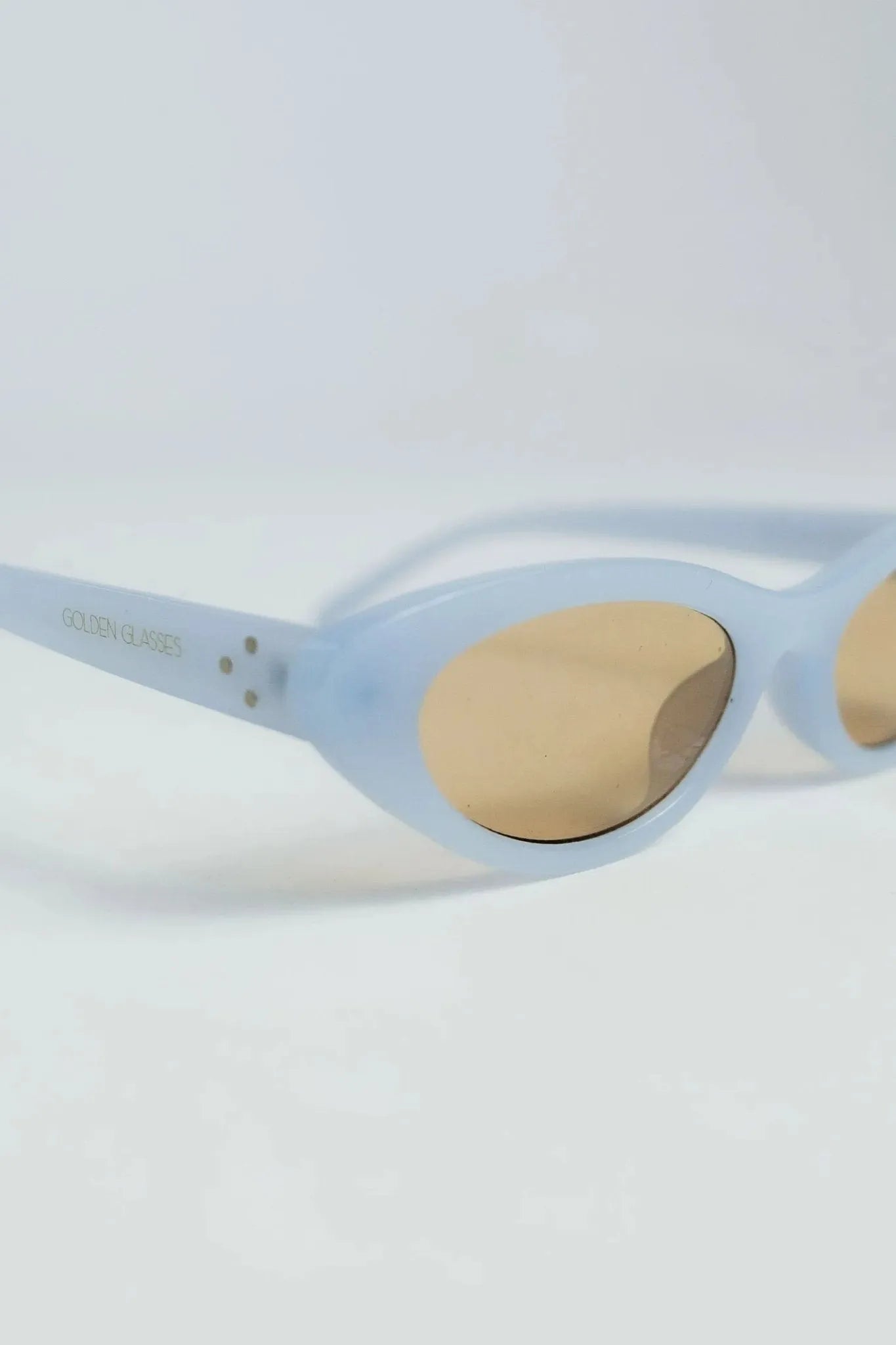 Lunettes de soleil félines bleues pour femmes