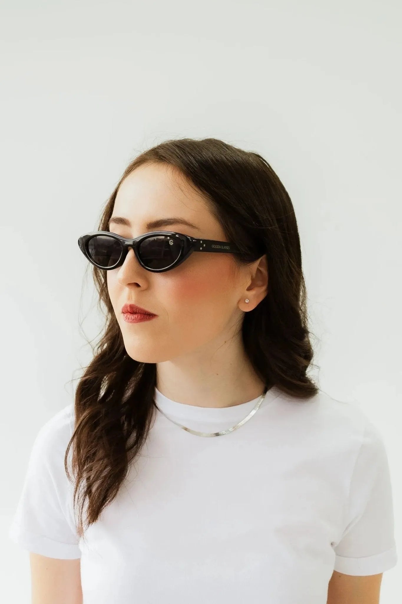 Lunettes de soleil félines noires pour femmes