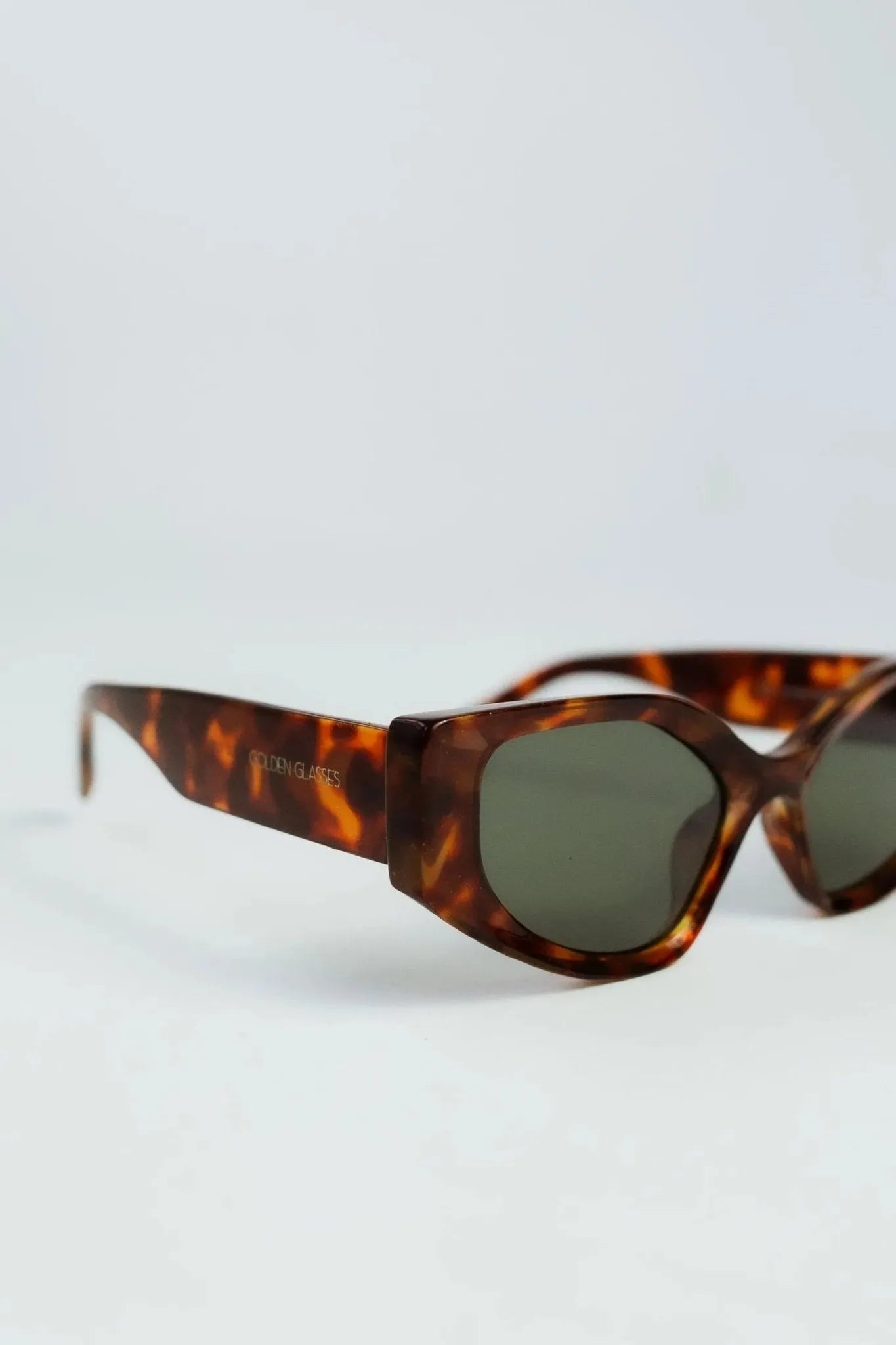Lunettes de soleil pour femmes - Imprimé animal iconique