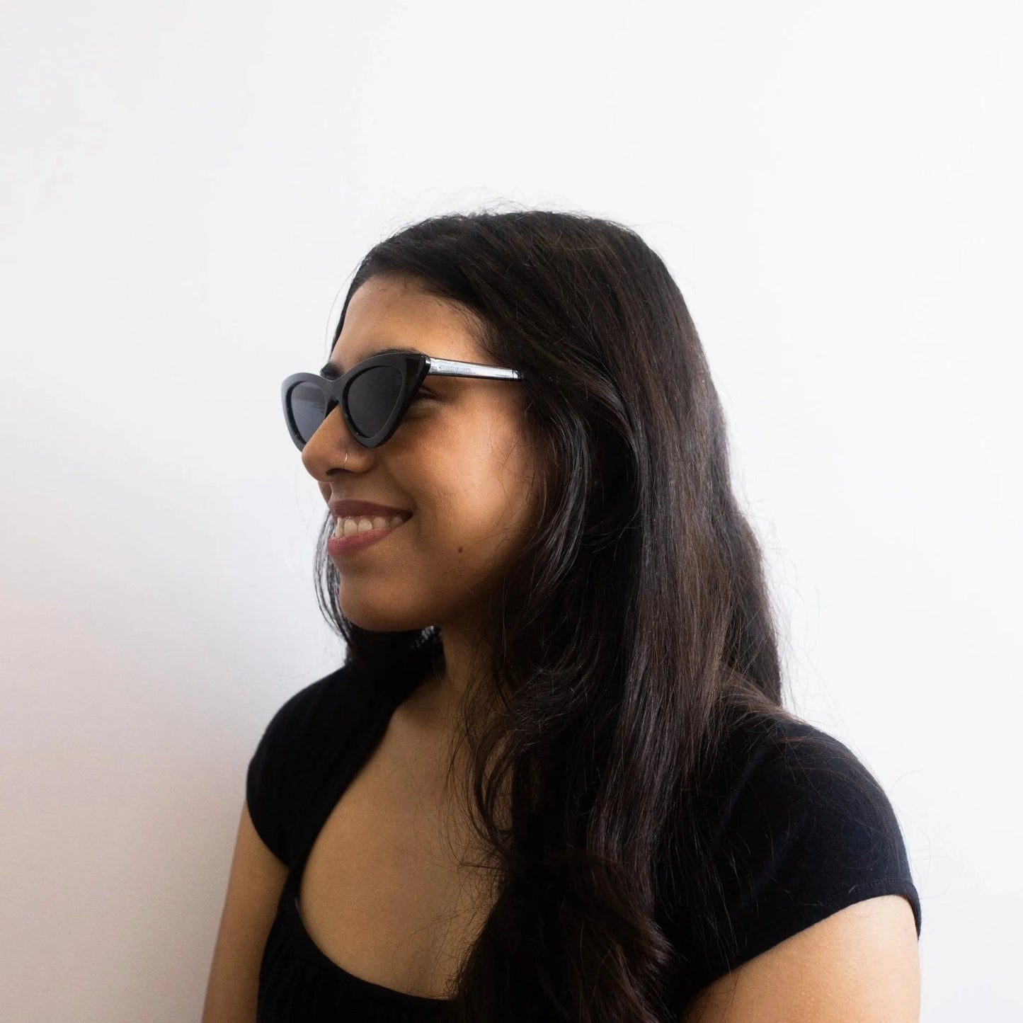 Lunettes de soleil noires pour femmes en forme de chat